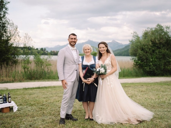 Bilingual celebrant in Europe