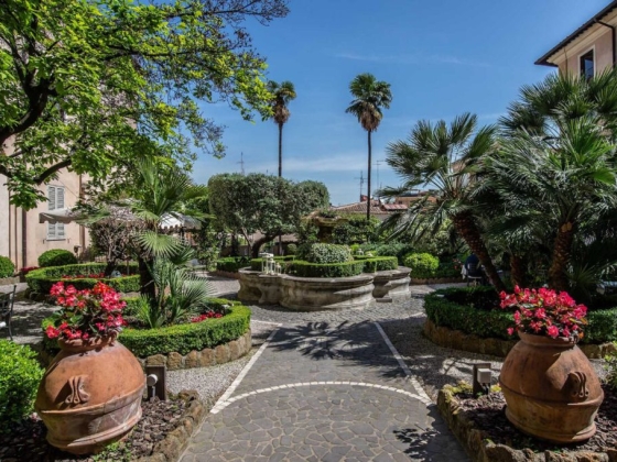 Donna Camilla Savelli Hotel