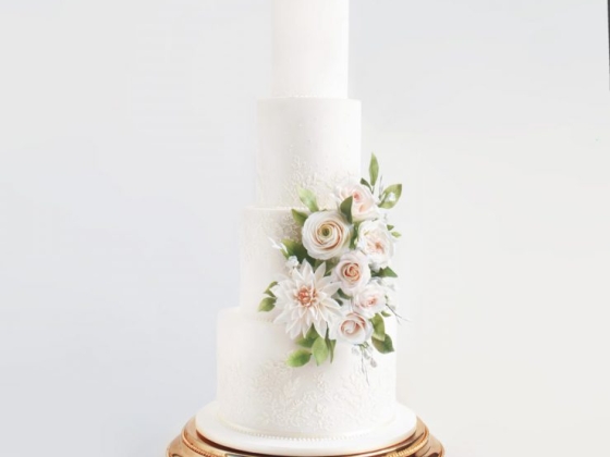Deluce Cakes