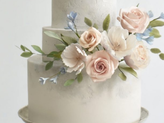 Deluce Cakes