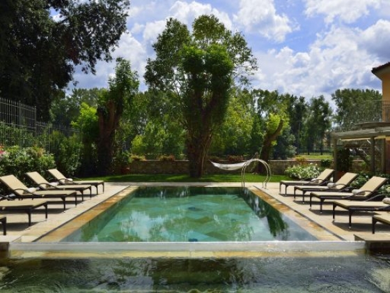 Autentico Hotels