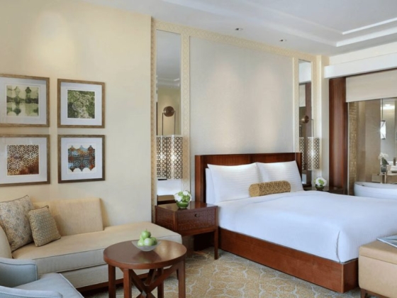 The Ritz-Carlton, Dubai
