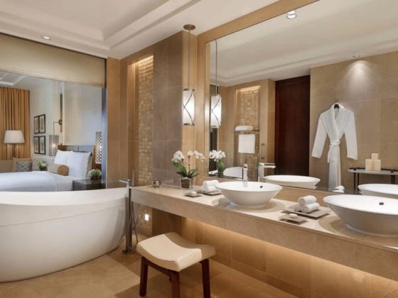 The Ritz-Carlton, Dubai