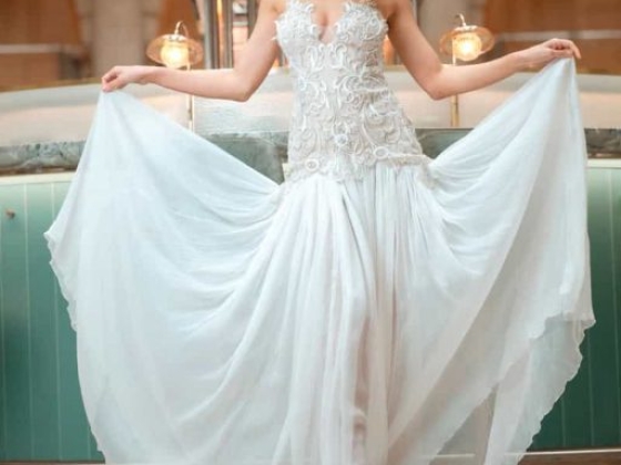 Shimmering Ivory