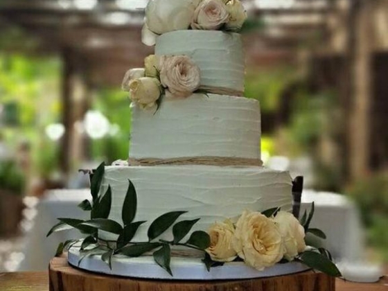 Love Island Cakes