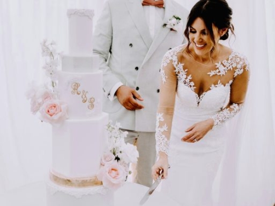 Cake Design By Holly Miller