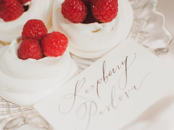 Monannie Cakes & Confectionery