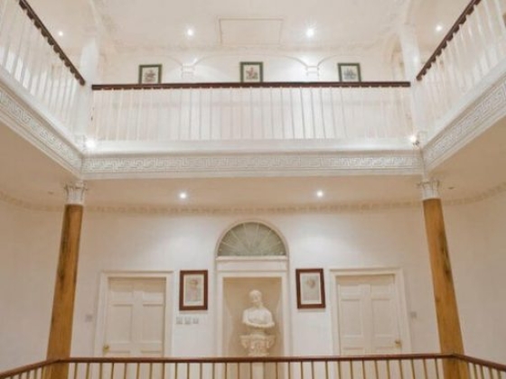 Cortes House