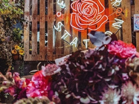 Flower Station