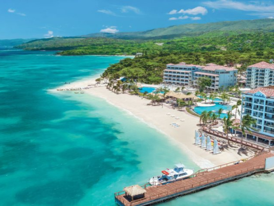 Sandals Dunn's River