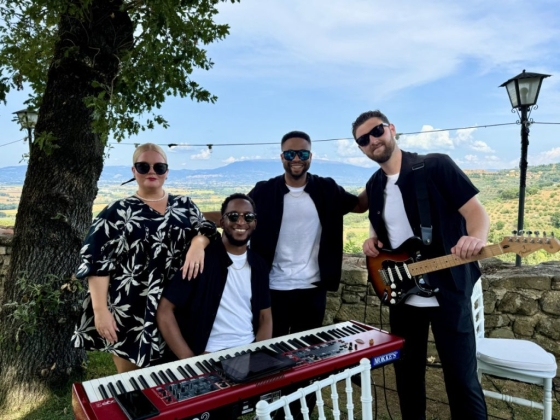 NeoRoots Function Band