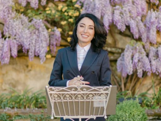 Celebrant Dr. Tiziana Di Molfetta