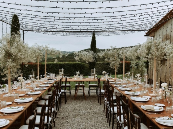 Charming table arrangement for a garden event