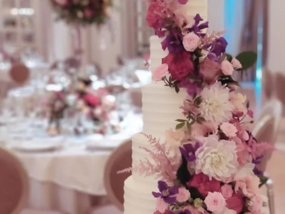 MMCookies Couture Wedding Cakes & Sweets