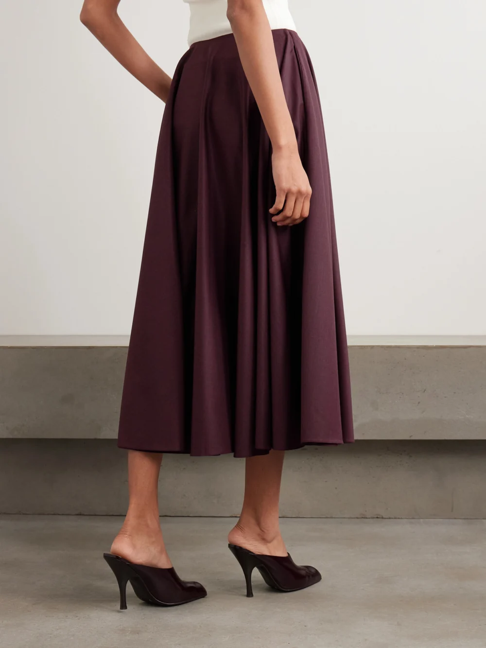 Back view of the Abadia Gathered Wool-blend Twill Maxi Skirt
