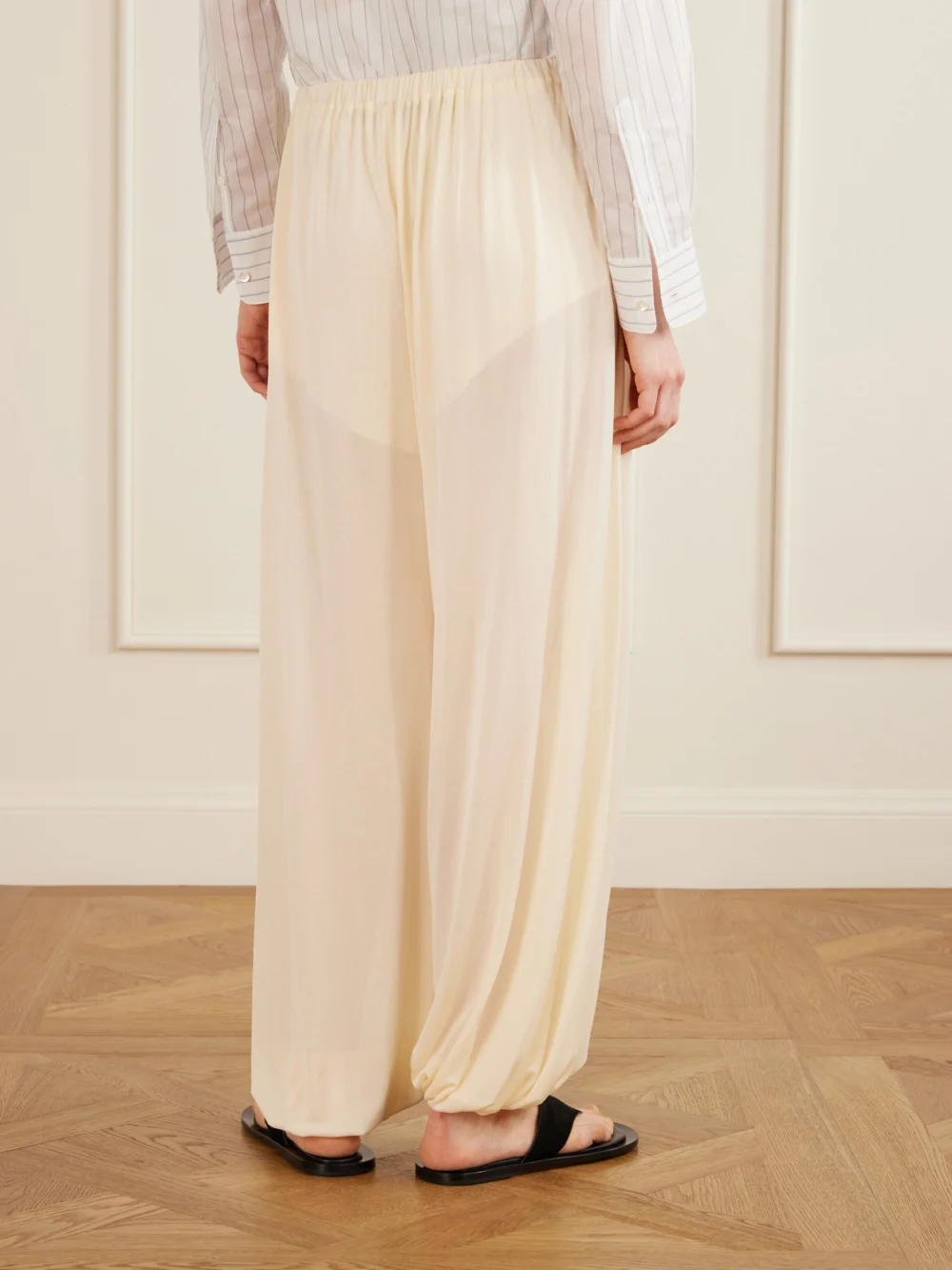 Back view of the Aflalo Lolana Satin-jersey Balloon Pants