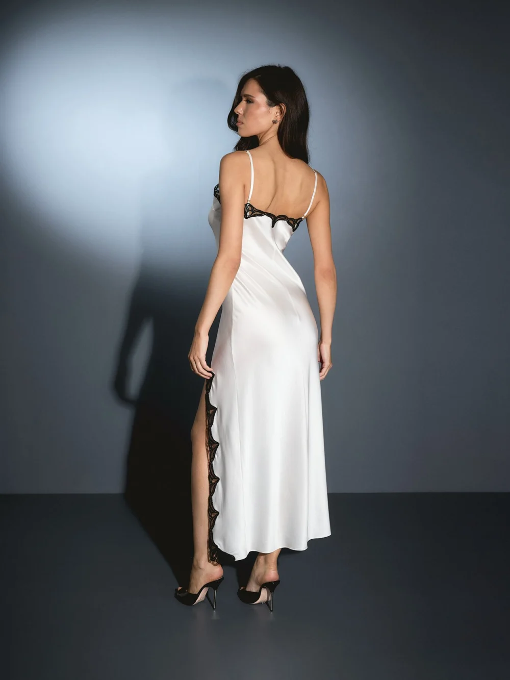 Agent Provocateur Nelle Long Slip in Ivory Black, view 5