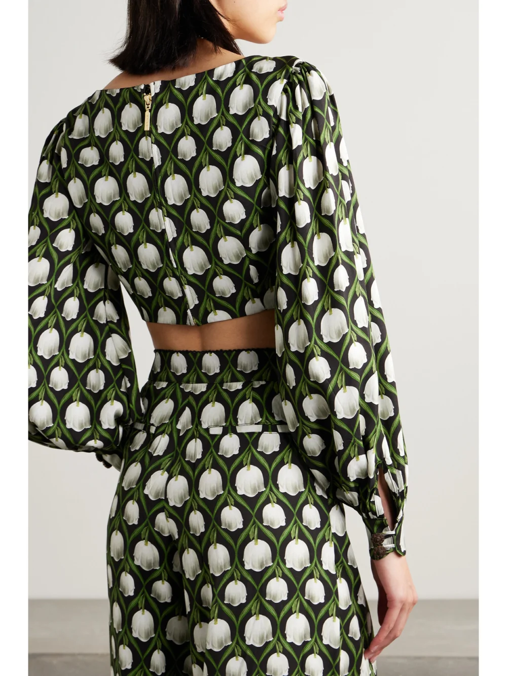 Back view of the Agua by Agua Bendita Pera Perla Cropped Floral-print Recycled-twill Top
