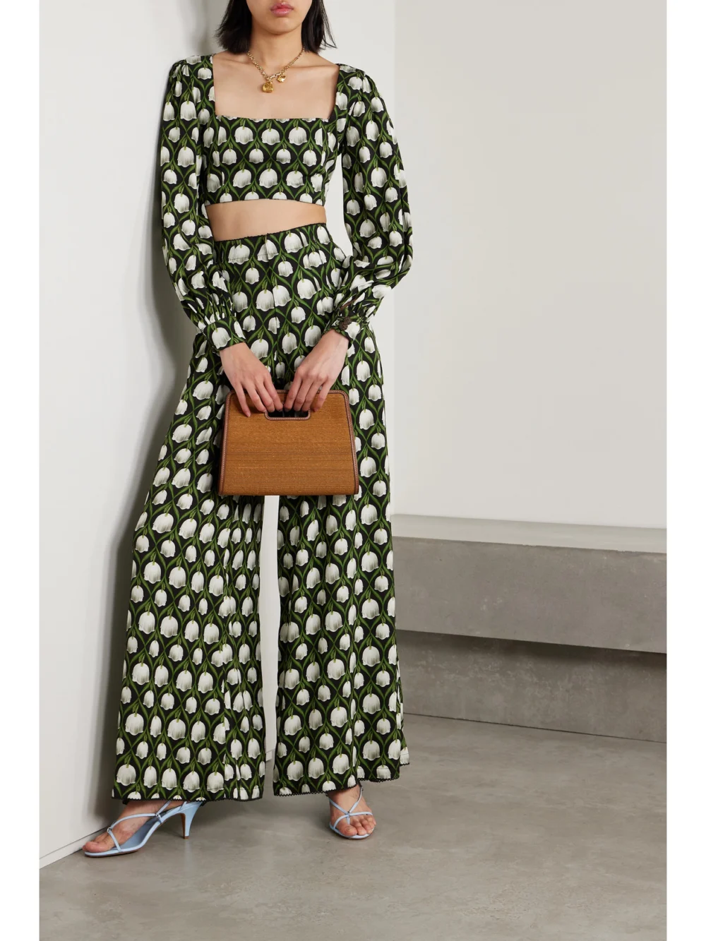 Agua by Agua Bendita Pera Perla Cropped Floral-print Recycled-twill Top, worn by a model
