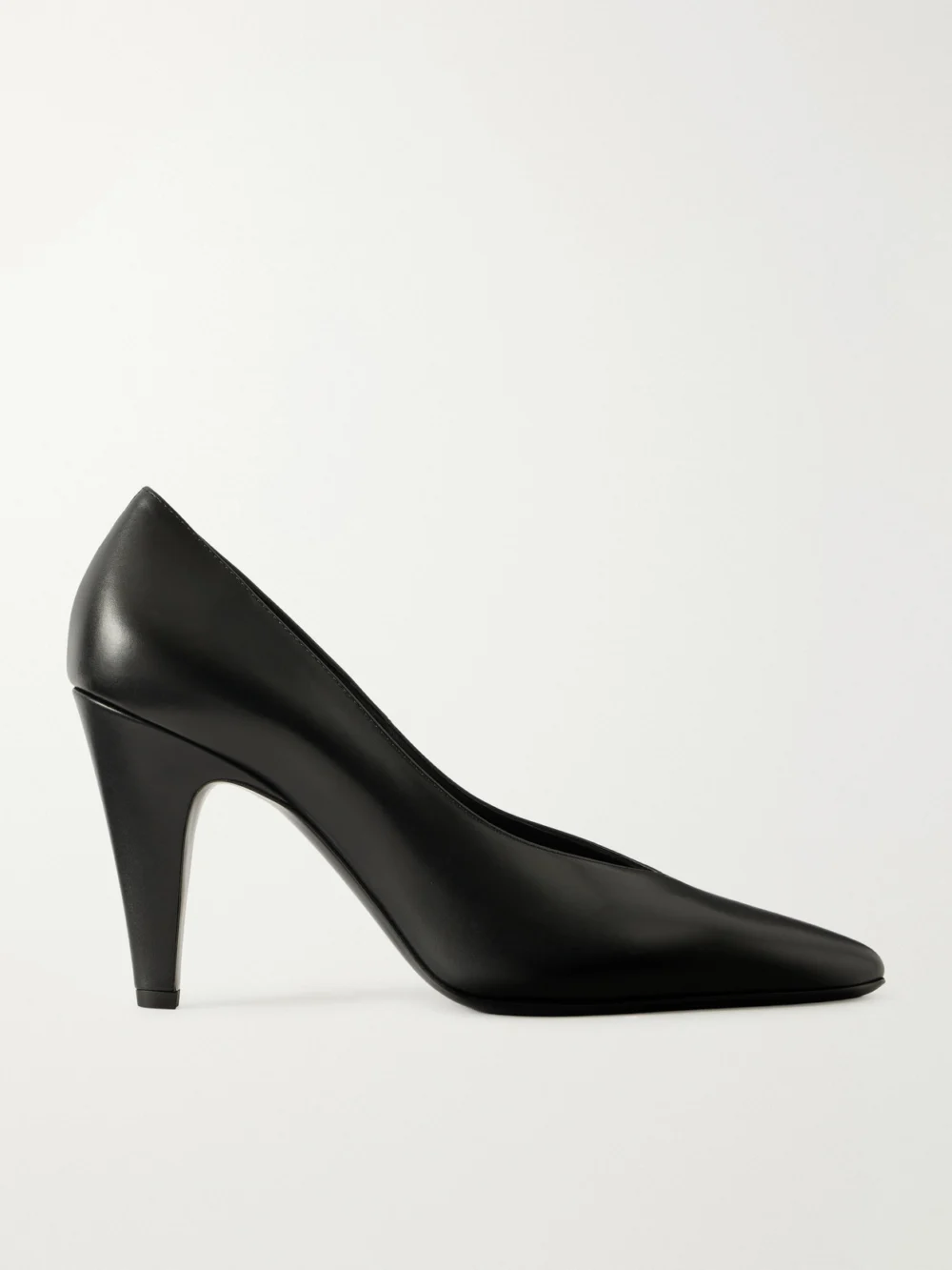 Alaïa 90 Leather Pumps in black