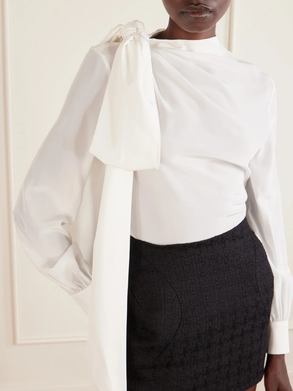 Close-up detail of the Alexander McQueen Bow-detail Draped Silk-crepe De Chine Shirt