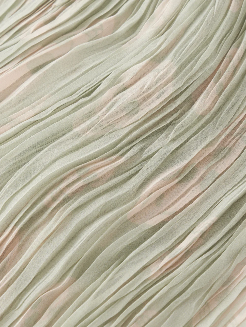 Close-up detail of the Alexander McQueen Printed Silk-plissé Scarf