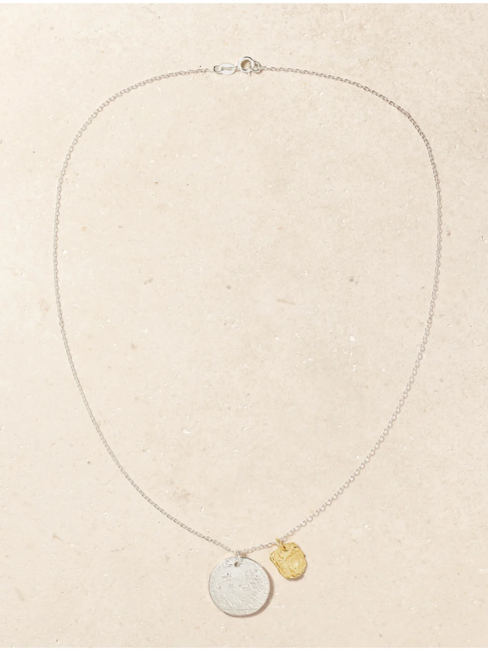 Close-up detail of the Alighieri The Collisione Recycled Silver and Gold-plated Necklace