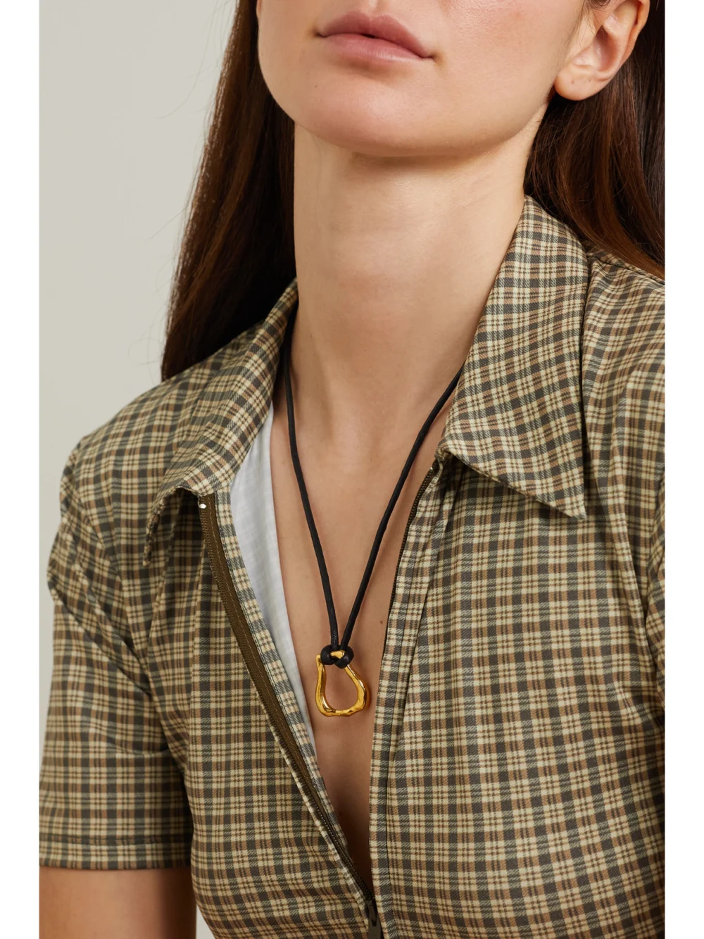 Alighieri The Mini Link of Wanderlust Gold-plated Cord Necklace, styled view