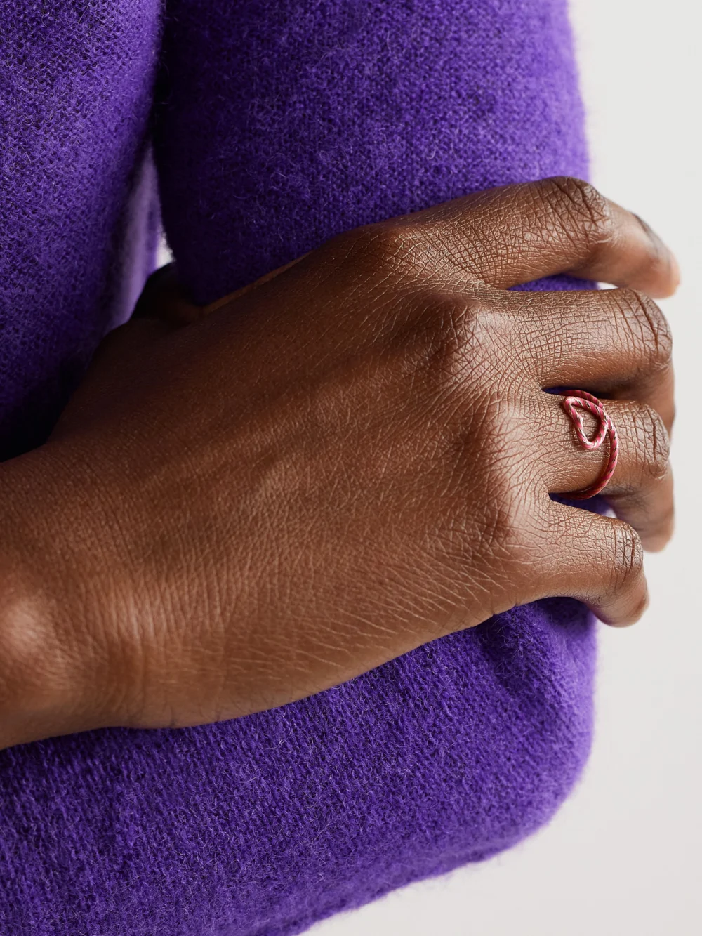 Alison Lou Heart Streamer 14-karat Gold and Enamel Ring, styled view