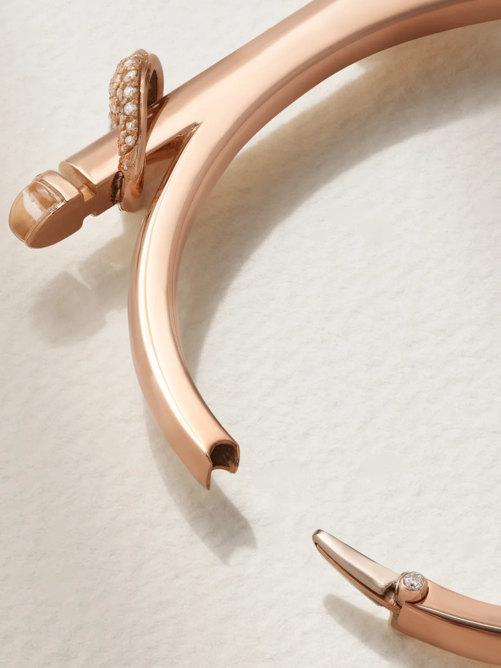 Back view of the Ananya Chakra Icon 18-karat Rose Gold, Diamond and Quartz Bangle