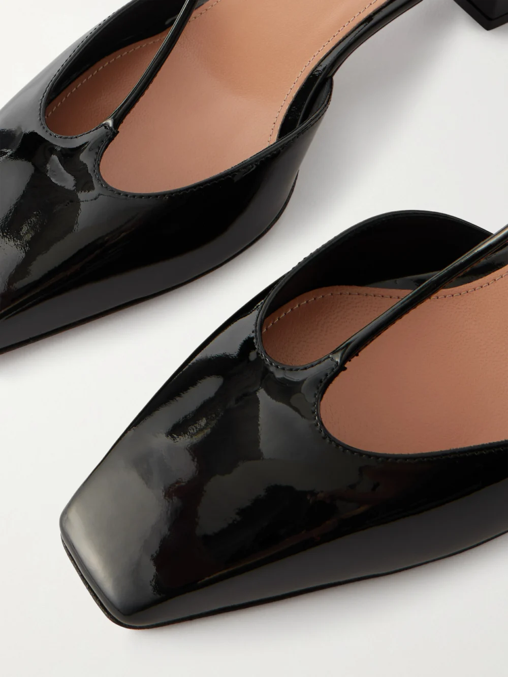 Close-up detail of the Aquazzura Sorbonne 35 Patent-leather Pumps
