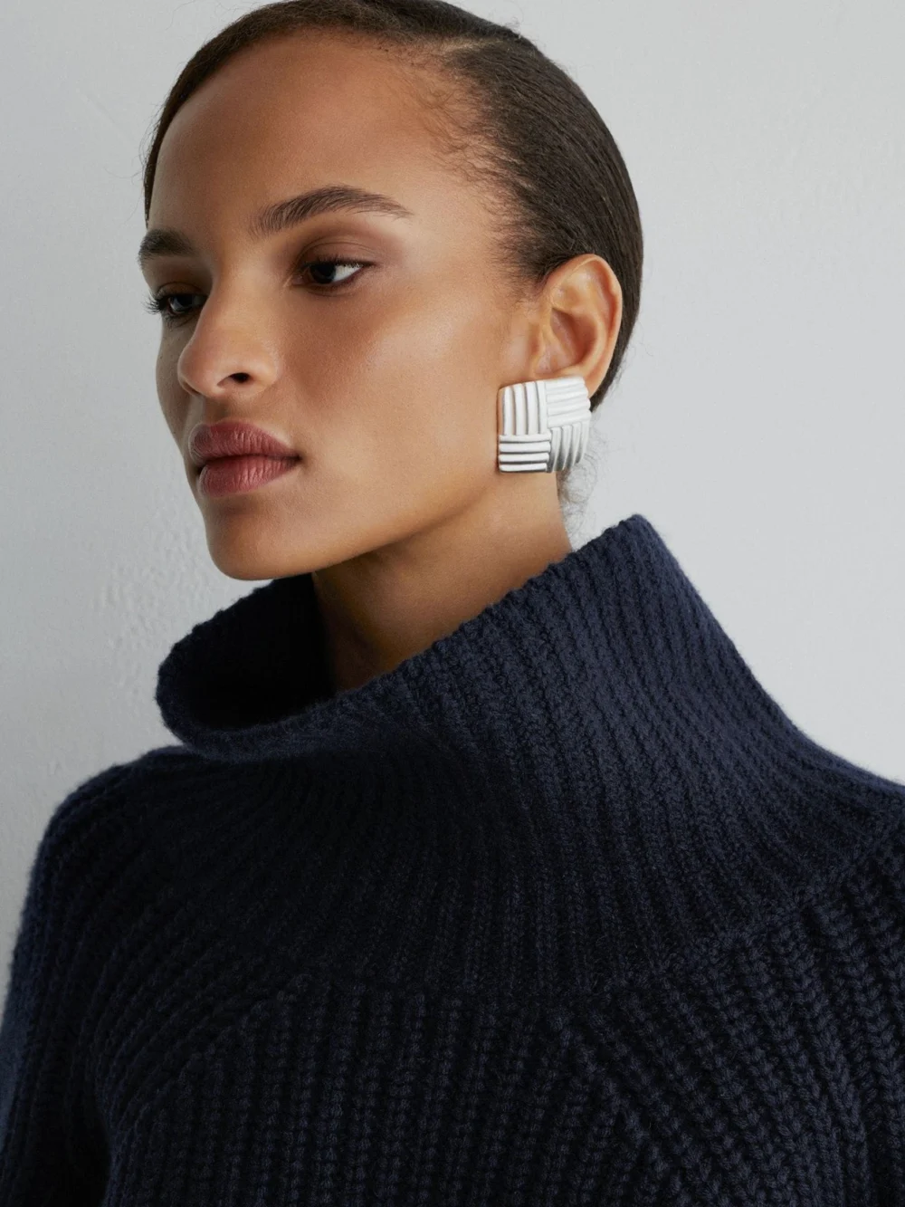 Atelier Atelier Navy Wool-cashmere Ribbed Roll-neck Jumper, view 4