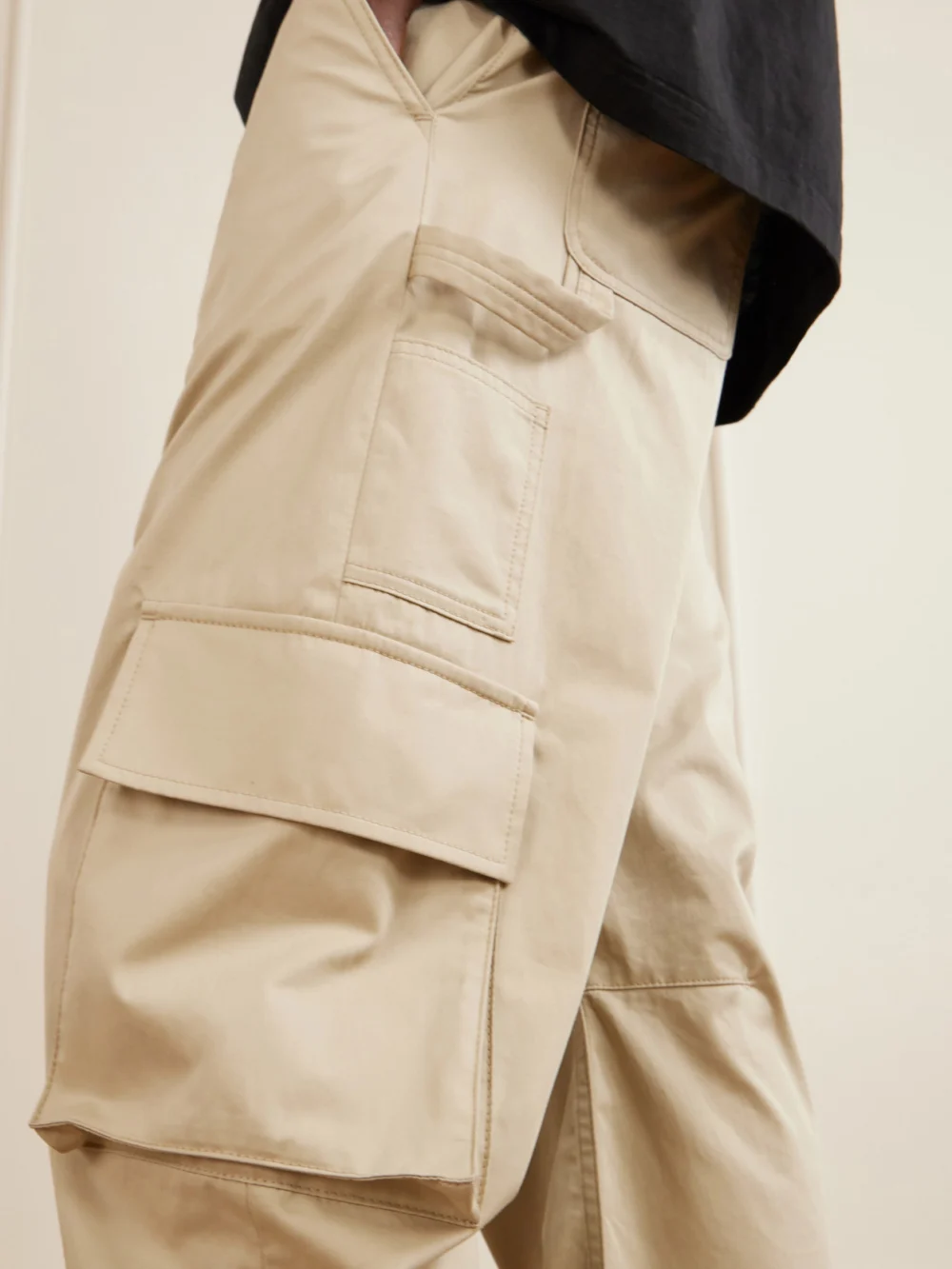 Close-up detail of the Balenciaga Cargo Cotton Wide-leg Pants