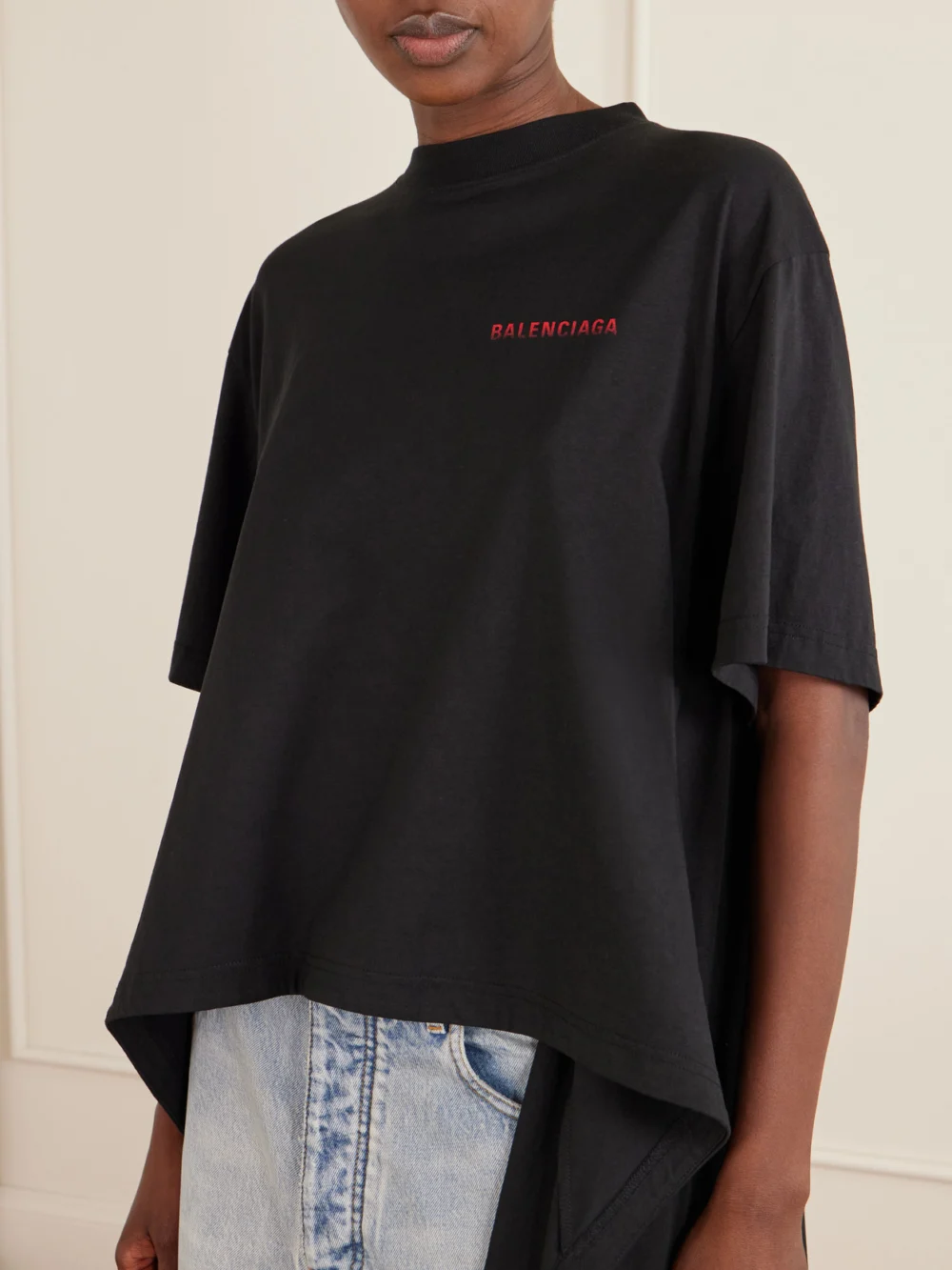 Close-up detail of the Balenciaga Logo-print Cotton T-shirt