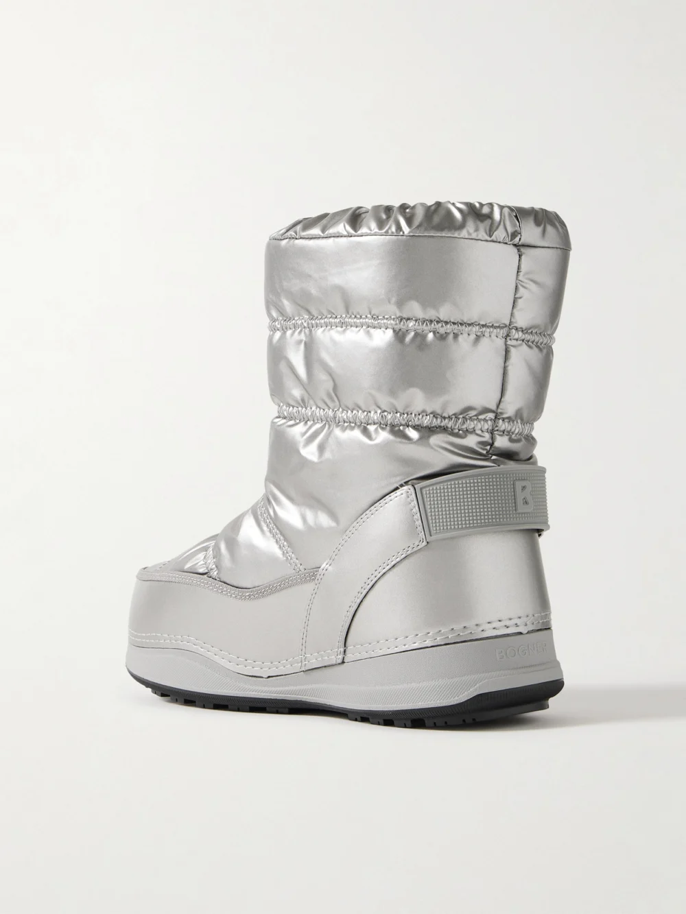Back view of the Bogner La Plagne 19 Leather-trimmed Quilted Metallic Shell Snow Boots