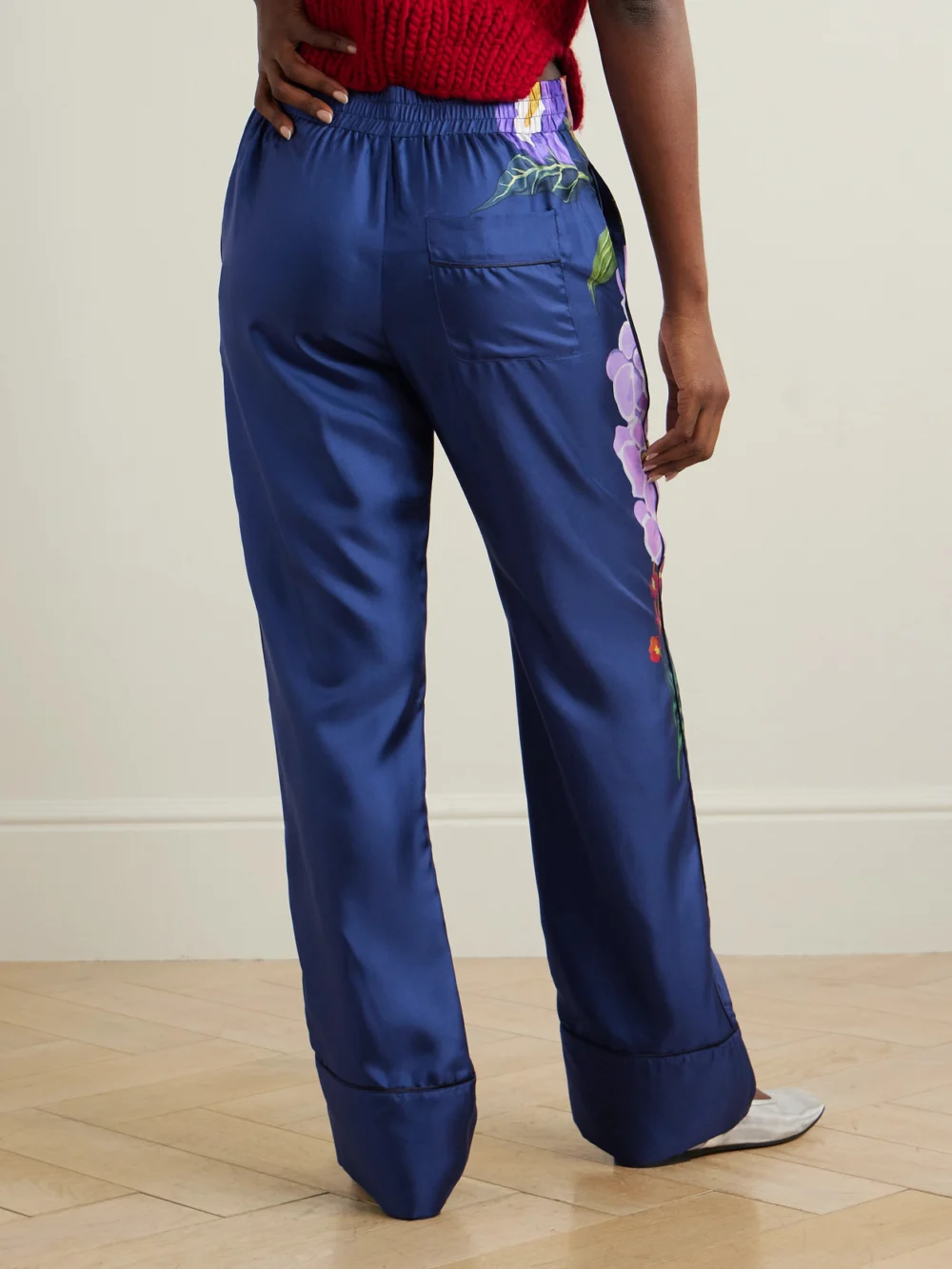 Back view of the Borgo de Nor Havana Floral-print Silk-twill Wide-leg Pants