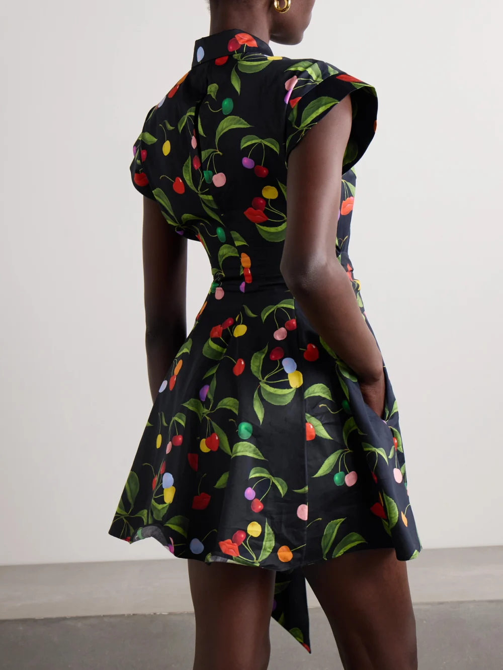 Back view of the Borgo de Nor Helena Tie-front Printed Cotton Mini Shirt Dress