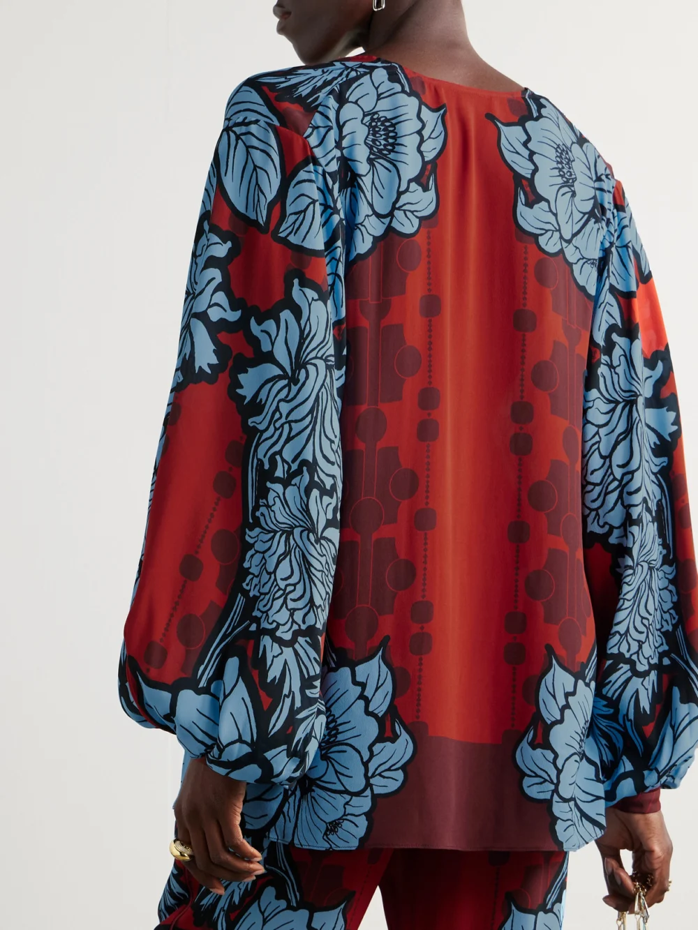 Back view of the Borgo de Nor Stellan Floral-print Crepe De Chine Blouse