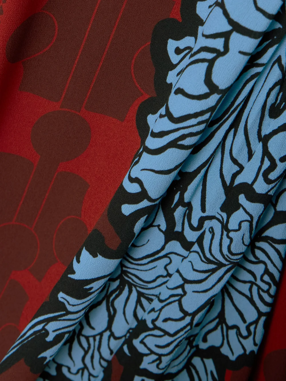 Close-up detail of the Borgo de Nor Stellan Floral-print Crepe De Chine Blouse