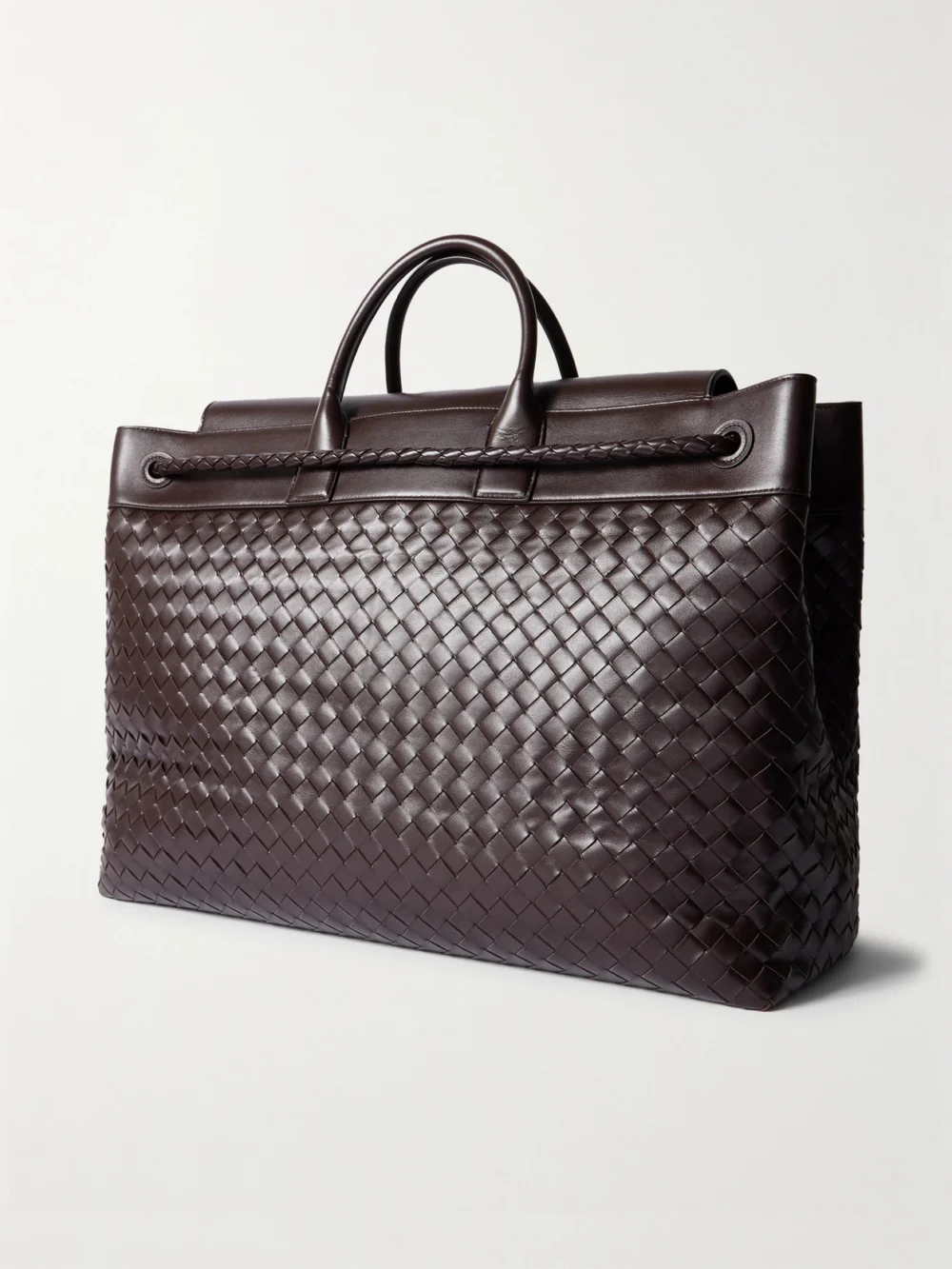 Back view of the Bottega Veneta Avenue Maxi Leather-trimmed Intrecciato Tote