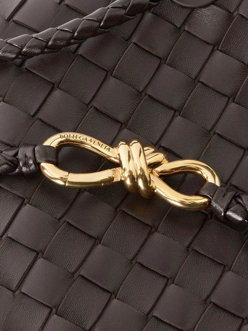 Close-up detail of the Bottega Veneta Mini Andiamo Intrecciato Leather Tote