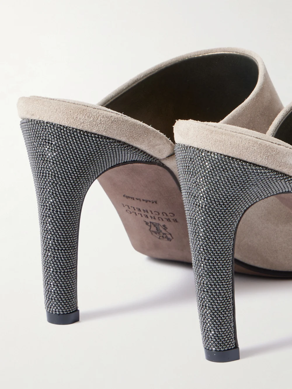 Close-up detail of the Brunello Cucinelli 80 Bead-embellished Suede Mules