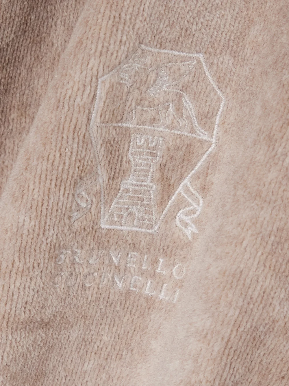 Close-up detail of the Brunello Cucinelli Embroidered Linen-trimmed Cotton-terry Robe