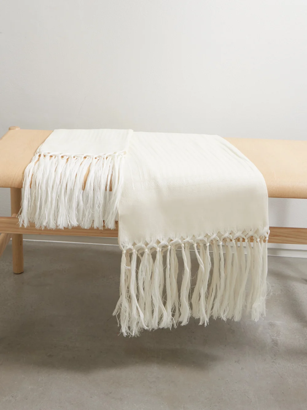 Brunello Cucinelli Set of Two Fringed Linen and Cashmere-blend Jacquard Beach Towels in white