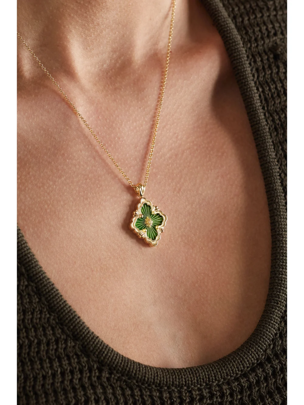 Buccellati Opera Tulle 18-karat Gold and Enamel Necklace, styled view