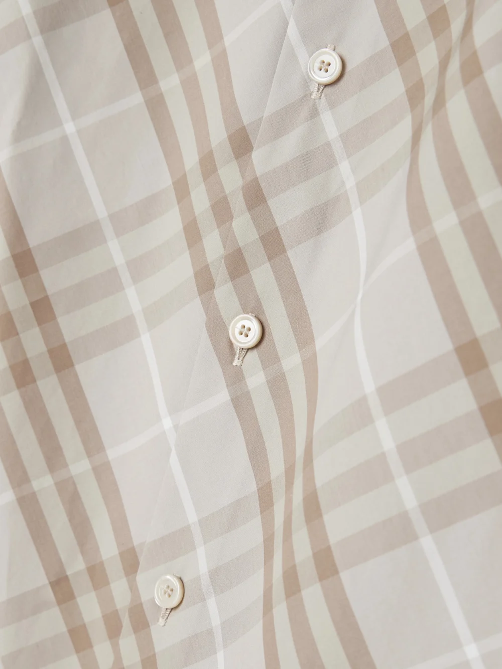 Close-up detail of the Burberry Checked Cotton-poplin Shirt