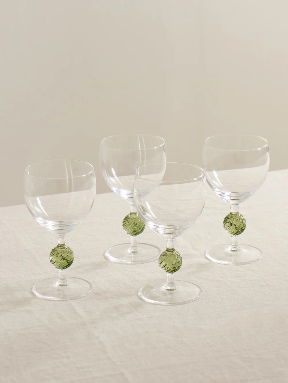 Cabana Demetra Set of Four Wine Glasses in clear