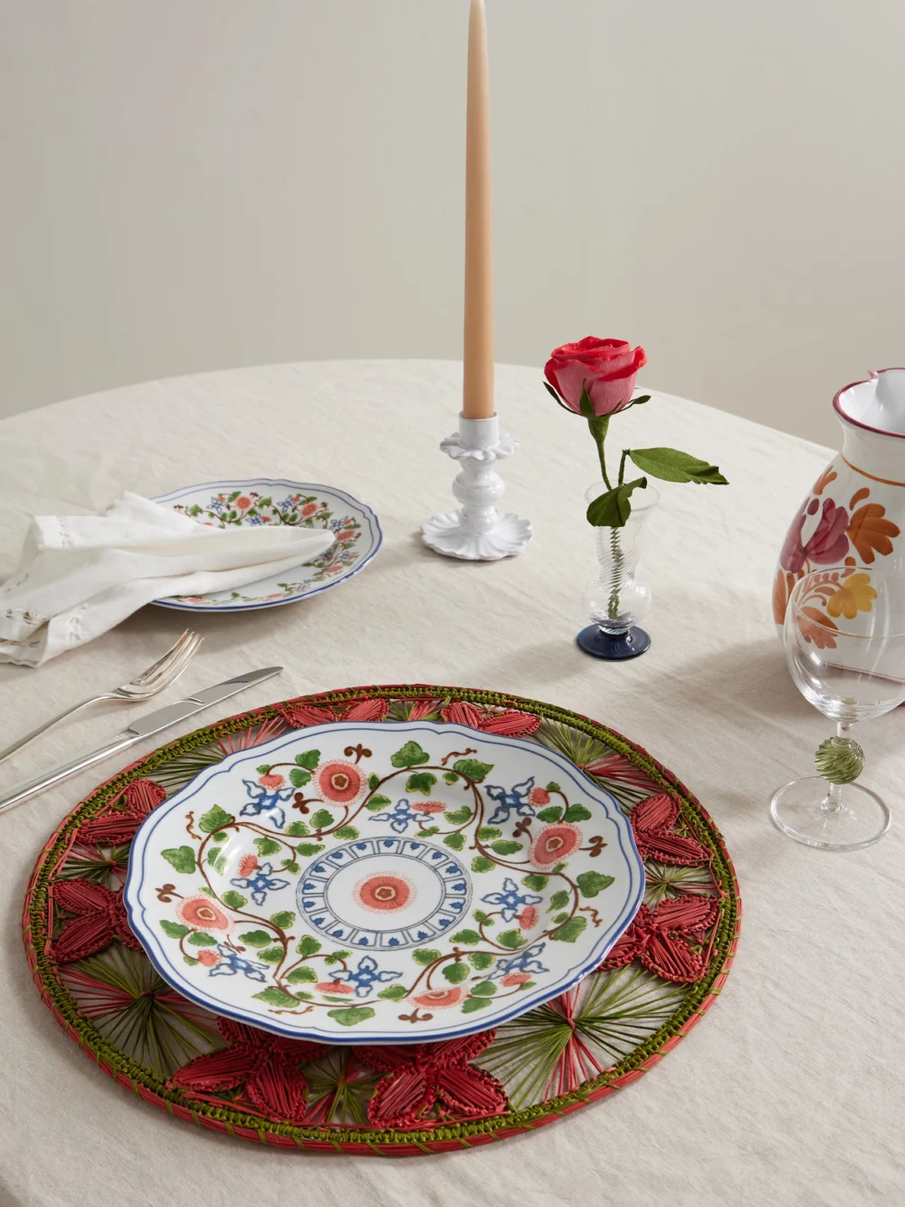 Cabana Louloudi Rattan Placemat, styled view