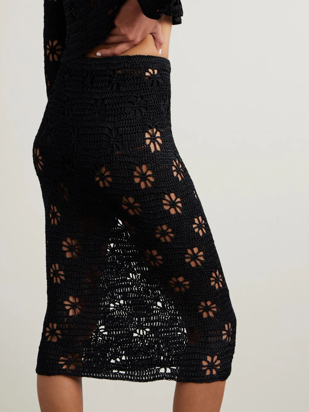 Back view of the Calle Del Mar Floral Crocheted Midi Skirt