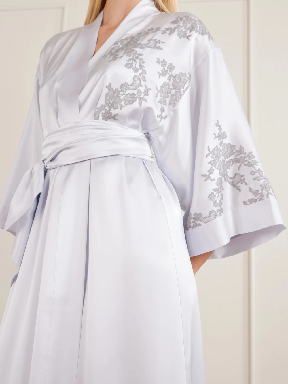 Close-up detail of the Carine Gilson Lace-appliqué Silk-satin Robe